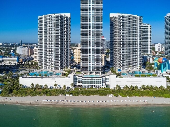 Photo - 1830 S Ocean Dr Unidad 4611 Rental