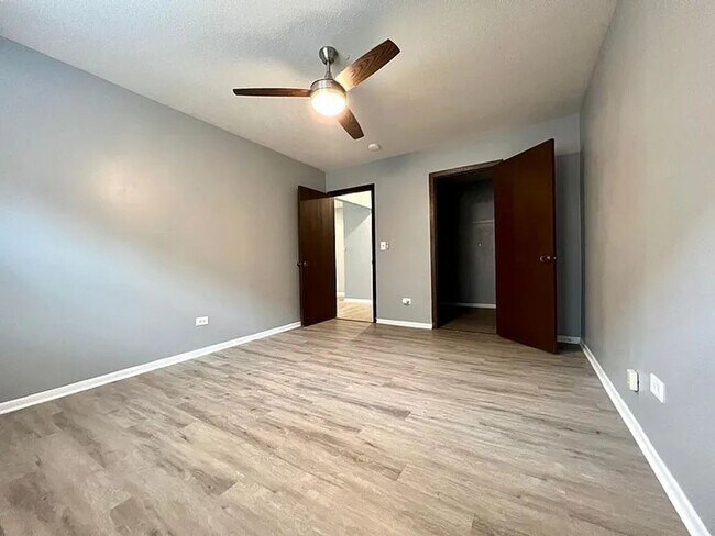 Photo - 415 S Lombard Ave