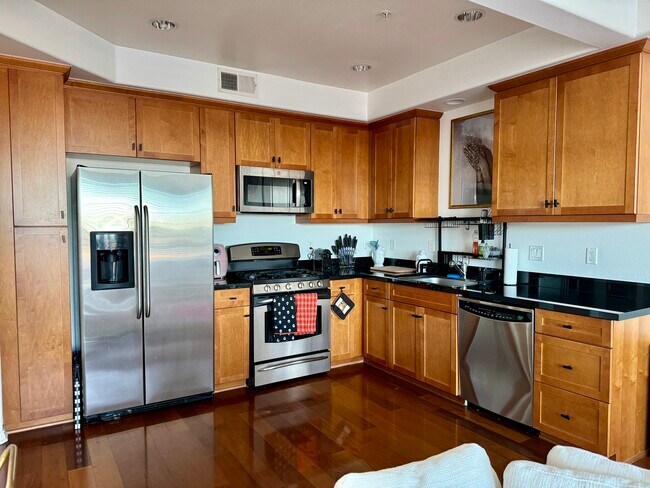 Photo - 360 W Avenue 26 Unit 418