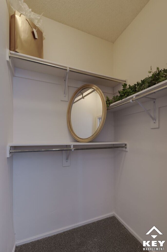 La Crosse Apartments Wichita, KS