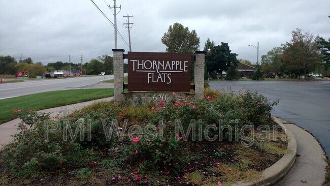 Photo - 620 S Broadway St Unit 4