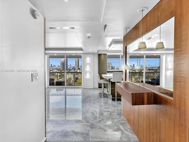 Building Photo - 401 Ocean Dr Unit 1103