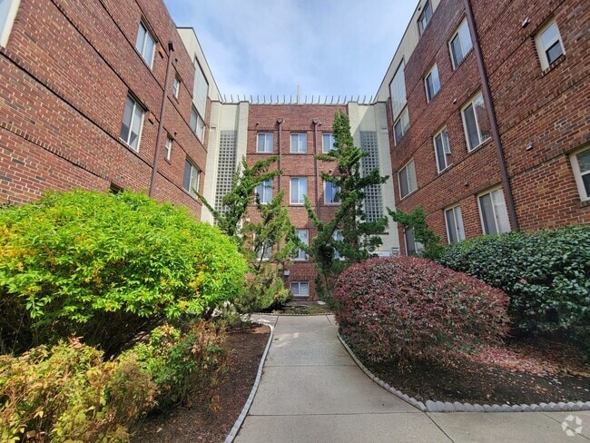 Building Photo - 5405 9th St NW Rental
