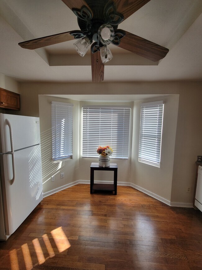 Photo - 504 Blue Ridge Blvd Unit A