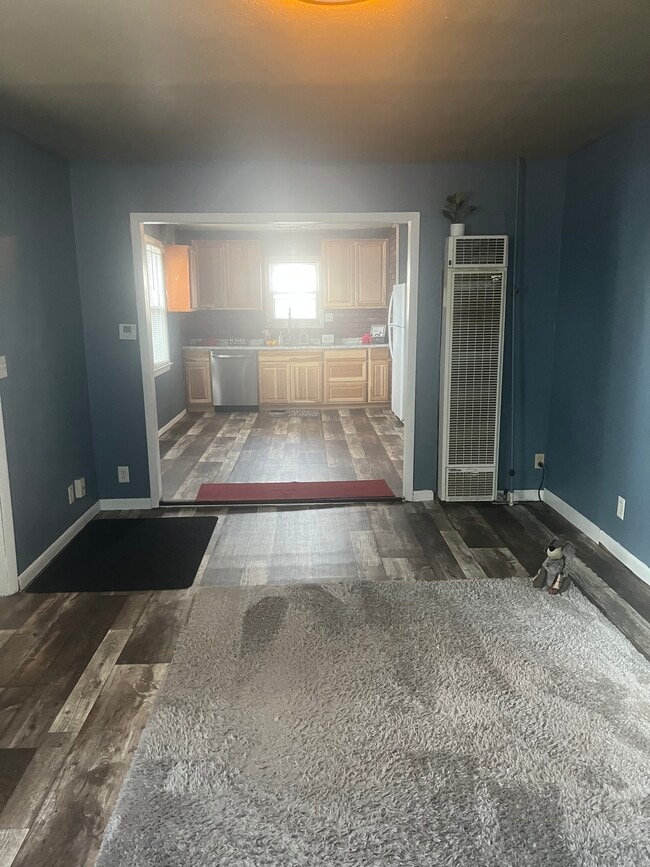 Photo - 68 Mathewson St