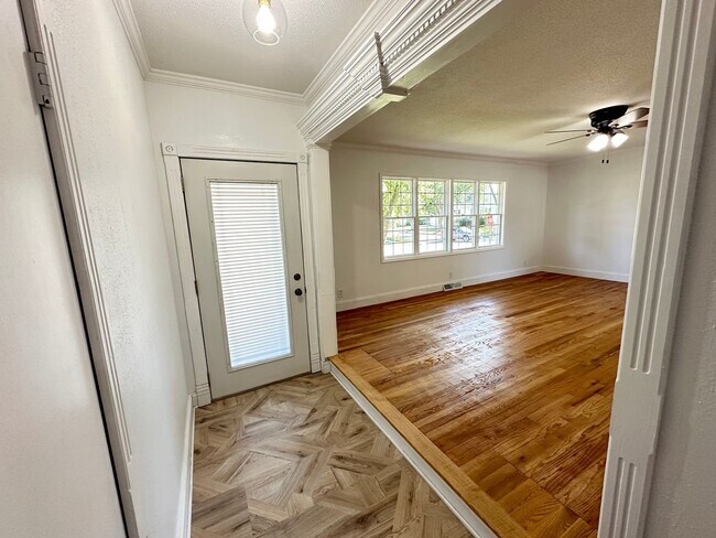 Photo - Modern 3+ Bedroom House in Cooper School N...