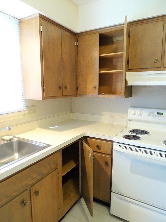 Photo - 112 Garden Ave