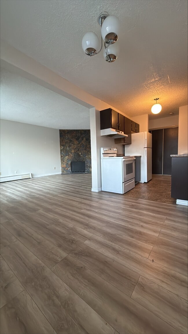Photo - 9208-9106 Avenue NW Unit GC-403
