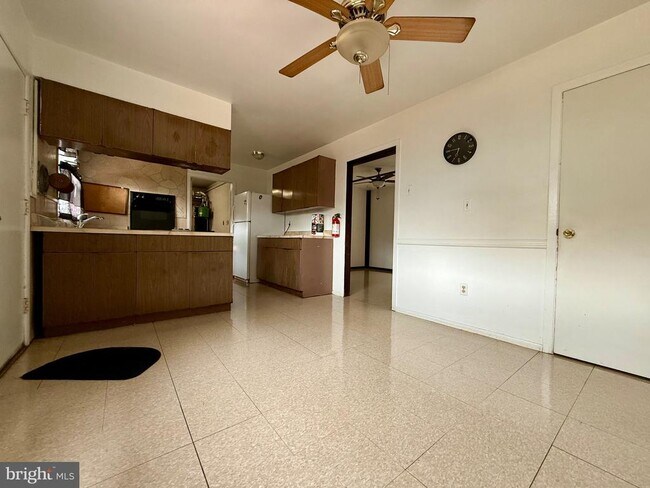 Photo - 1 Mystic Way