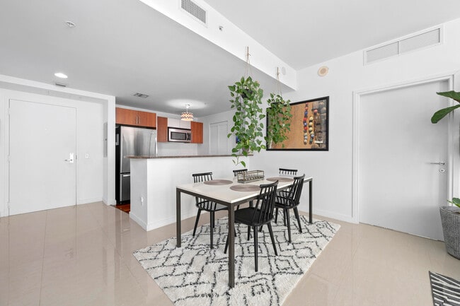 Photo - 300 S Biscayne Blvd Unit T-3604