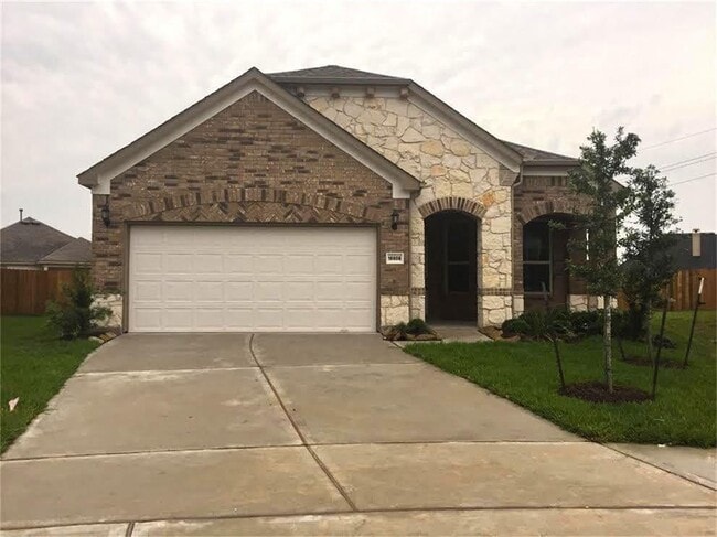 Building Photo - 16608 Spirit Lake Ct Rental