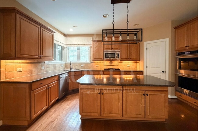Photo - 5604 Pine Rock Ct