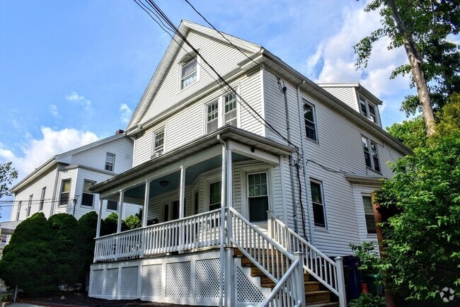 Building Photo - 176 Poplar St Unit 3 Rental