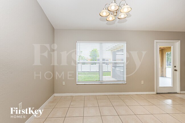 Photo - 414 Willowbrook Dr
