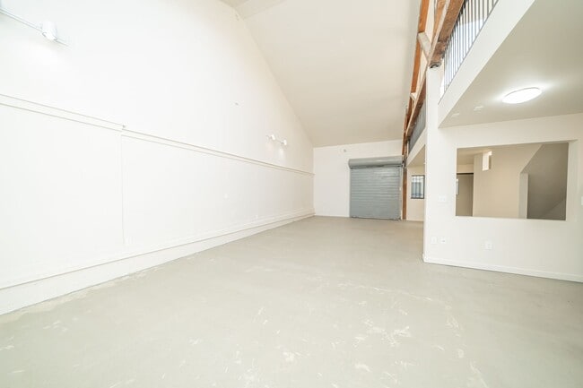 Photo - 1617 32nd St Unidad E