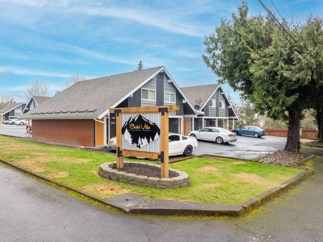 Photo - Beautiful Rustic-Style Apartments at Chale...