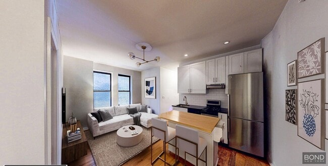 Building Photo - 240 Waverly Pl Unit 22