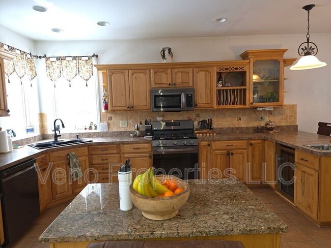 Photo - 1023 Packer Rd