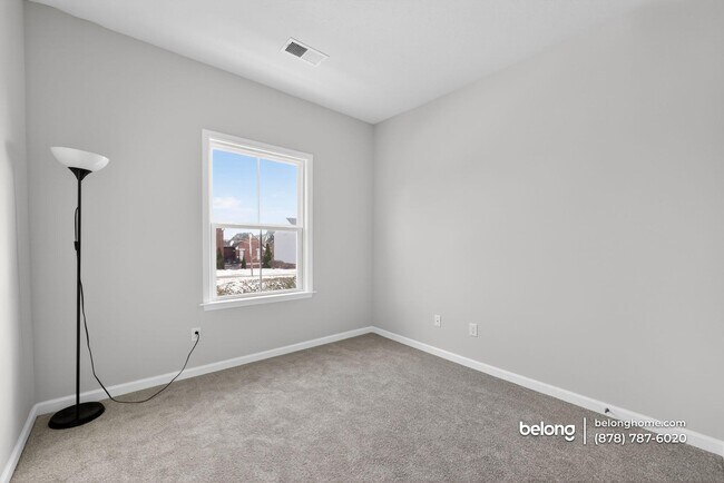 Photo - 119 Breckenridge Ct