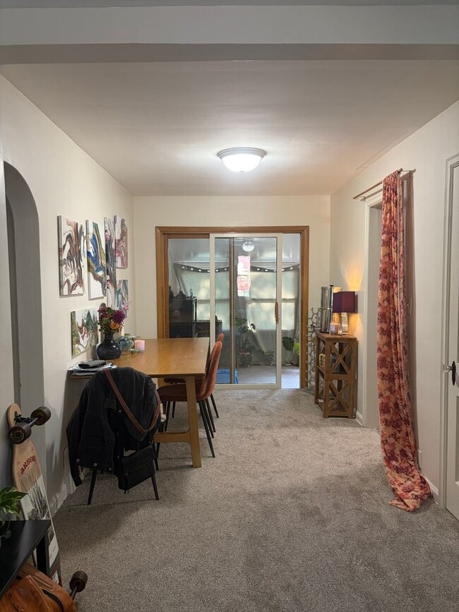 Photo - Bellevue Home For Rent!