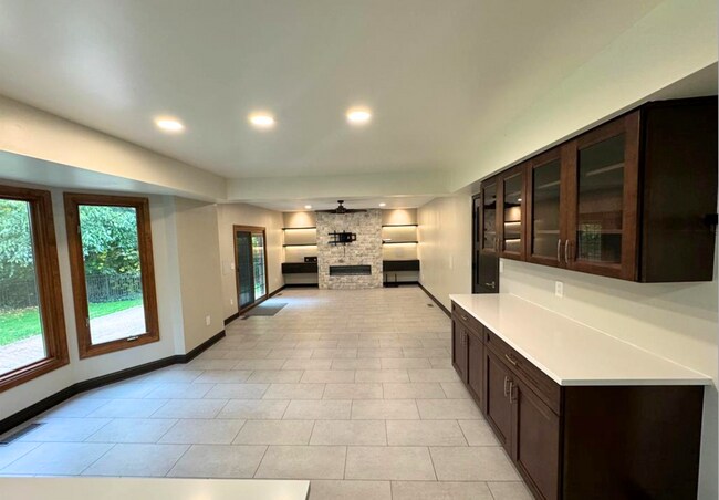 Photo - 5160 Orchard Crest