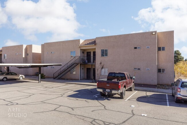 Building Photo - 42 N 500 W