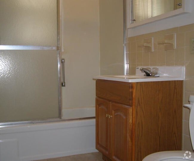 Building Photo - 5 Highview Dr Rental