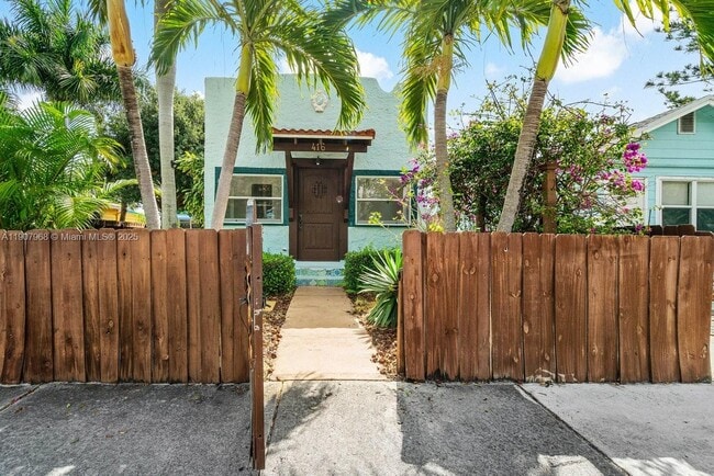 Building Photo - 416 S L St Unit 416