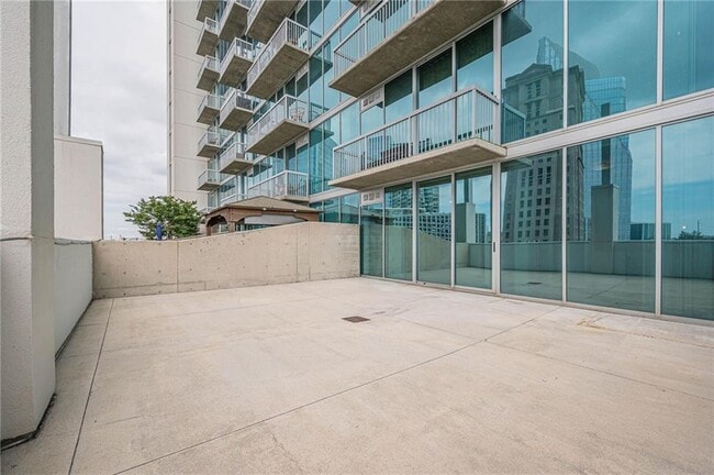 Building Photo - 3324 Peachtree Rd NE Unit 810