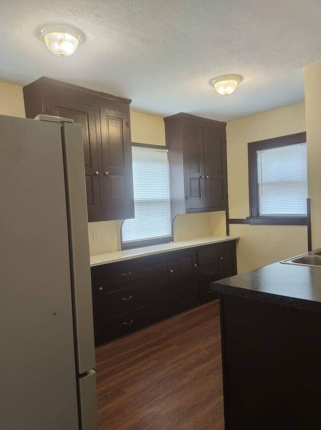 Building Photo - Home for Rent Northwest Rockford