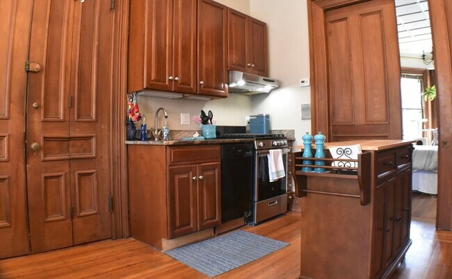Photo - 31 Fairfield St Unit 2