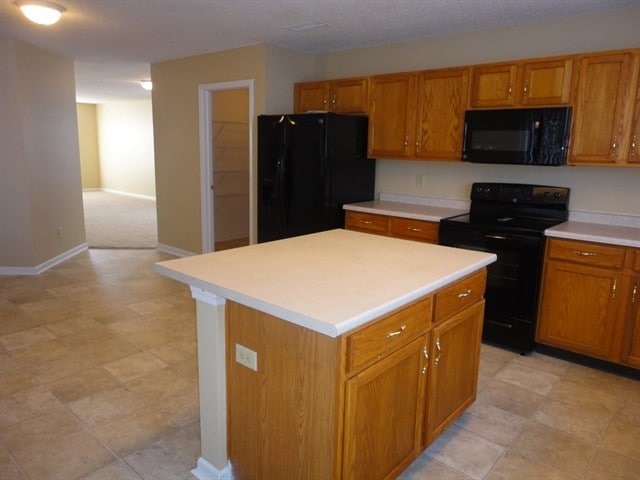Photo - 2324 Shadowbrook Dr