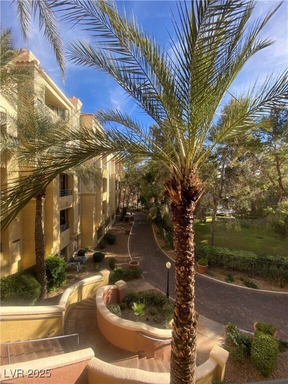 Building Photo - 230 E Flamingo Rd Unit 202 Rental