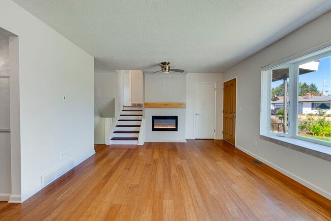 Photo - 3333 SE 167th Ave