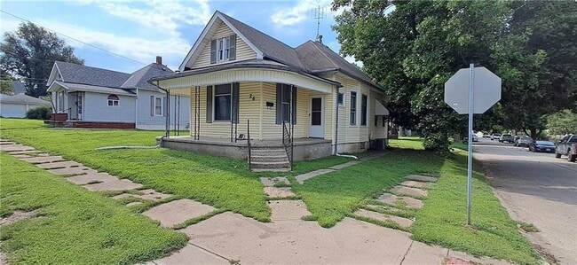 Building Photo - 26 E Valley St