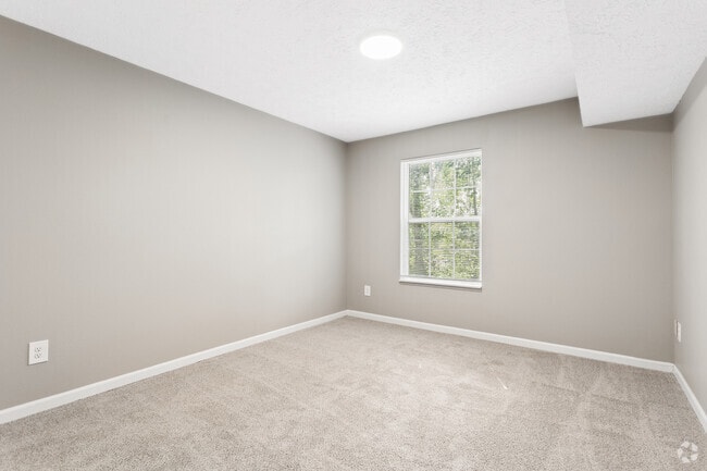 2BR, 2BA - 1,000SF - Primary Bedroom
