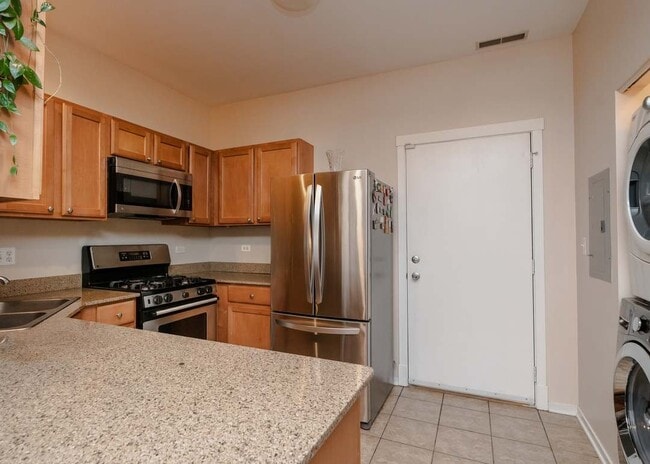 Photo - 4301 N Troy St Unit 1