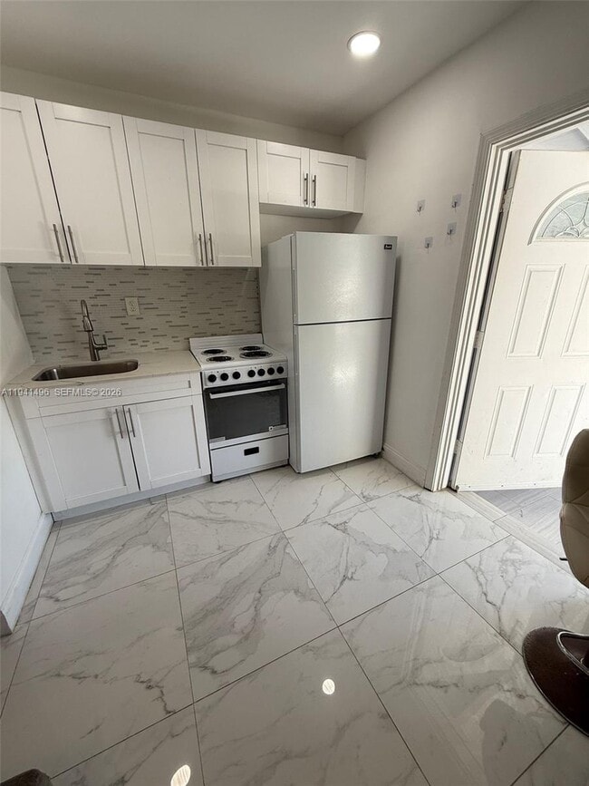 Photo - 625 S 20th Ave Unit 3