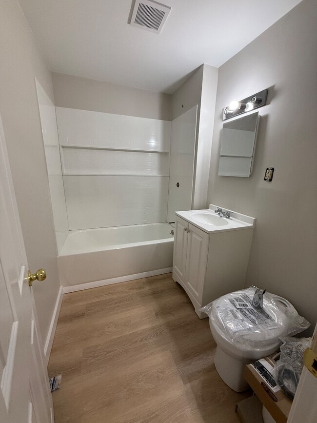 Photo - 53 Maxwell St