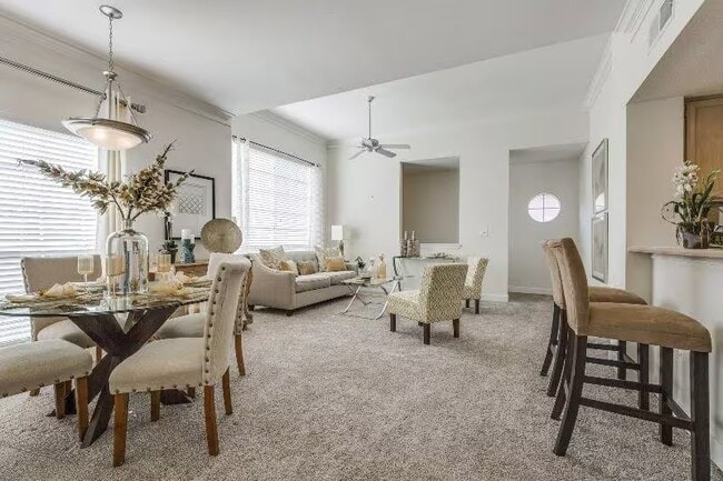 Photo - Pampered Lifestyle Just Minutes from Clear... Unit LPS