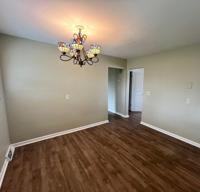 Photo - Three bedroom Brick Ranch in Godfrey