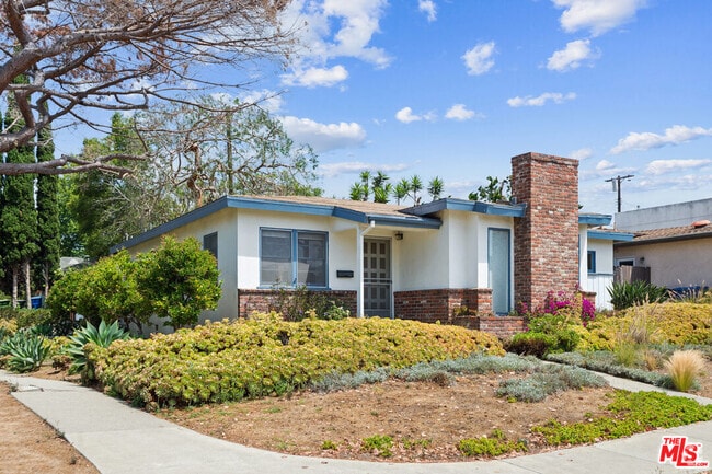 Building Photo - 12753 Appleton Way Rental