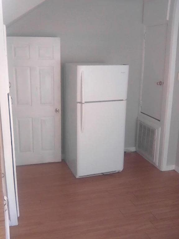 Photo - 528 N Louisa Ave