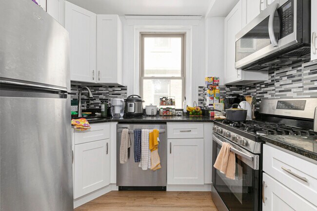 Photo - 5 Wood St Apartments Unit 7T