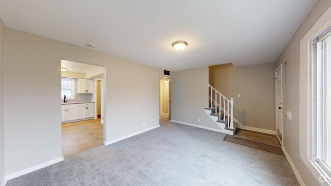 Building Photo - Old Brooklyn - 3 Bedroom Single Family Home