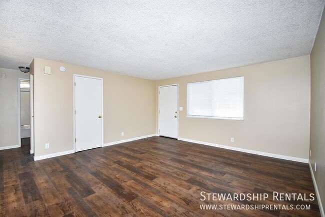 Photo - 1162 Grant Alley