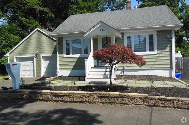 Building Photo - 424 Sampton Ave Rental