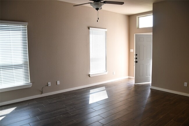 Photo - 106 Wickersham Rd