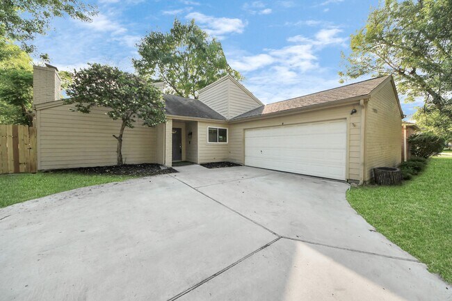 Photo - 11923 Briar Forest Dr