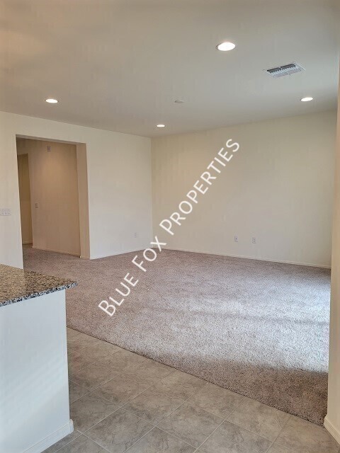 Photo - 5525 W Lazy Farm Dr